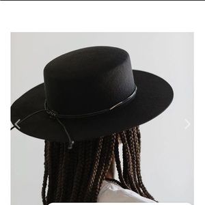 Gigi Pip Black Hat NWT
